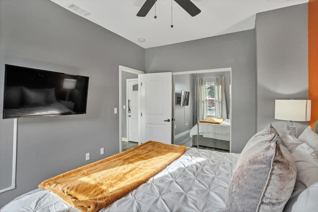 Professionals-Restaurants-Fastwifi-A C-Desk- Pets Daire San Diego Dış mekan fotoğraf